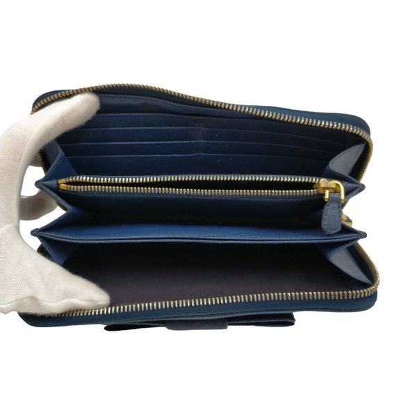 Prada Wallet Long Navy Blue Leather in Great Condition - Picture 6 of 9